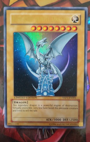 Blue eyes white dragon - white,
